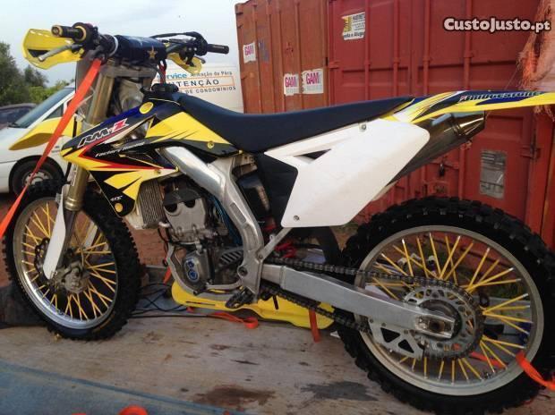 Suzuki RMZ 250