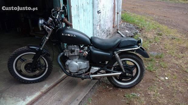 Honda cm 400