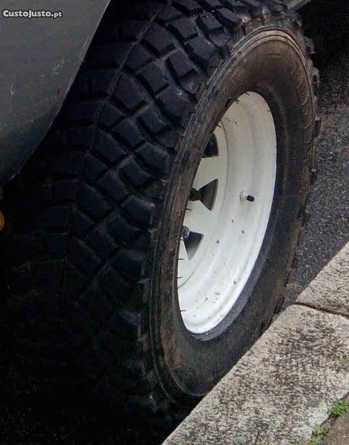 Troco pneus TT 4x4