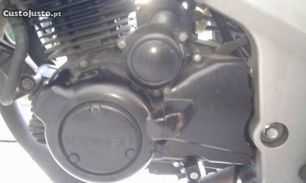 Motor Kymco 125cc Quannon Qua naked etc 2 mil KM