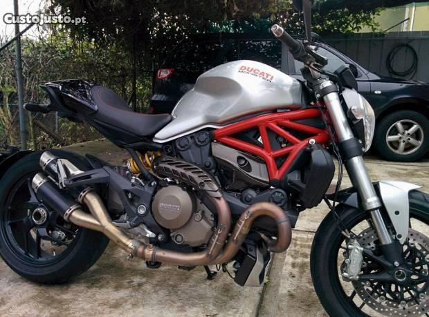 Ducati Monster 1200 UNICA