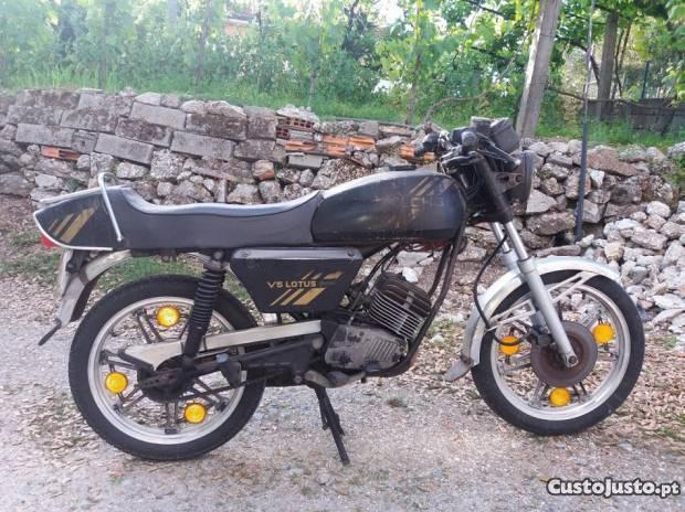 Motorizada V5 Lotus 