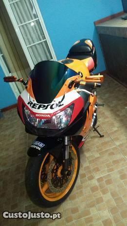 Honda Repsol CBR