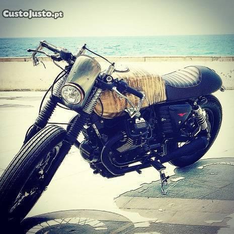 Moto guzzi cafe racer