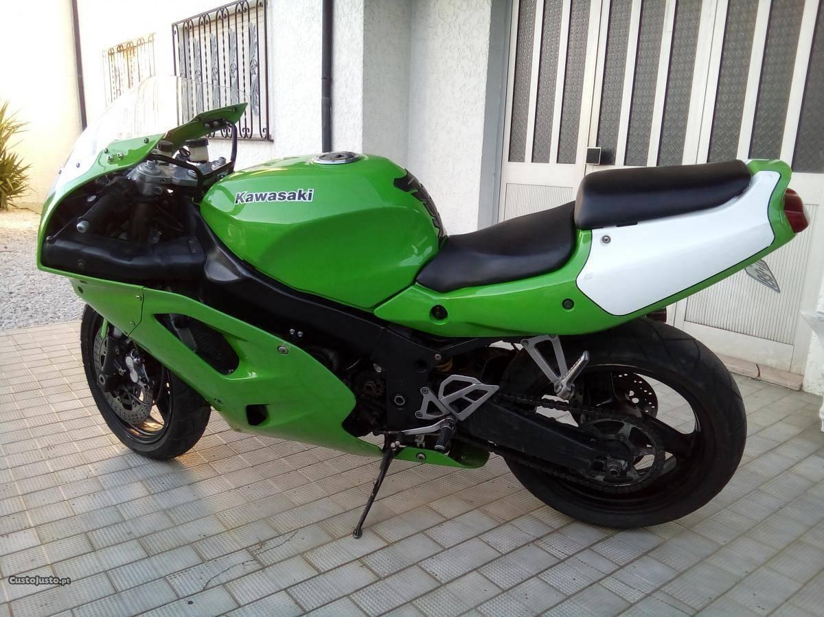 Kawasaki zxr750