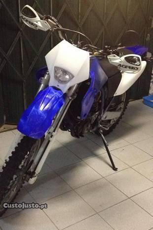 Yamaha Wr400F