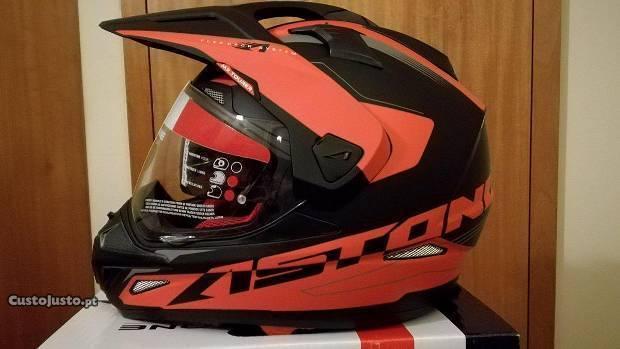 Capacete Astone Adventure dual mode,novo na caixa