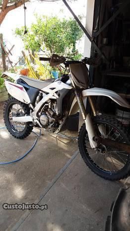 yamaha yzf 250 4t matriculada