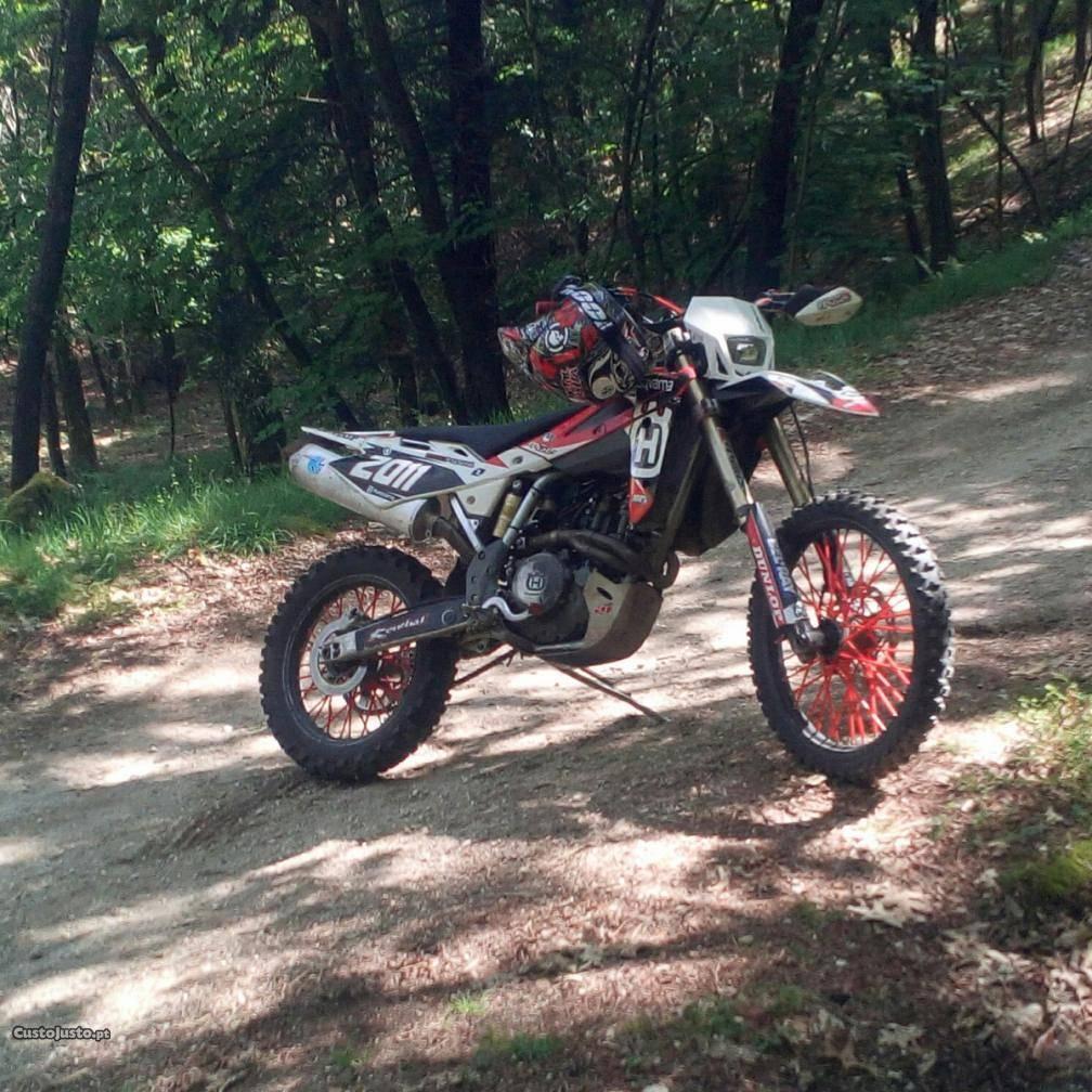 Husqvarna TE 250 enduro