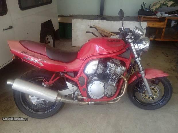 Suzuki Bandit 600 Impecável