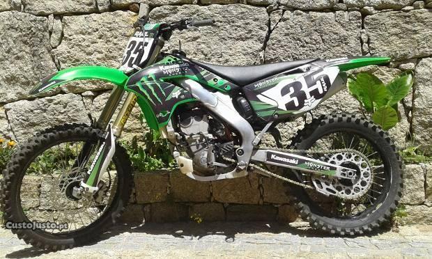 Kawasaki kxf 250 de 2009 negociável