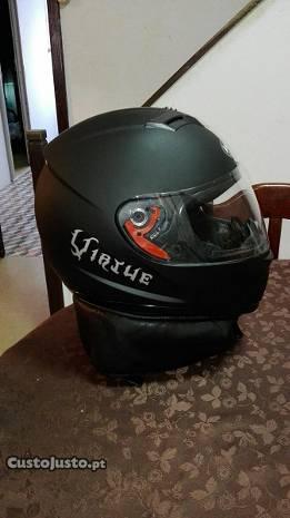 Capacete