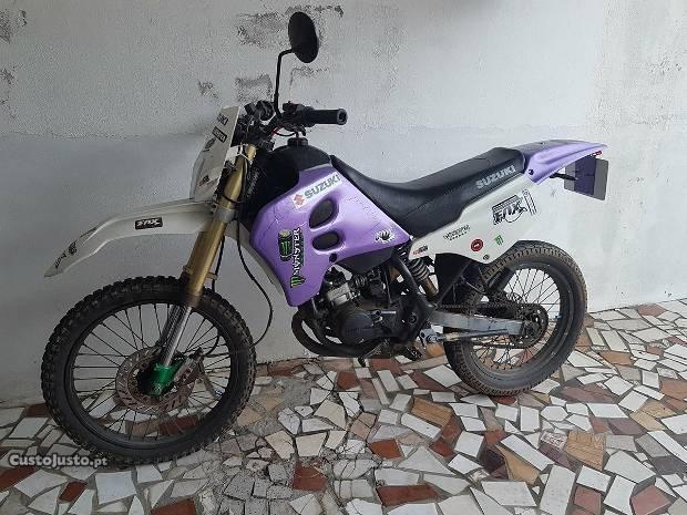 Suzuki rmx 50