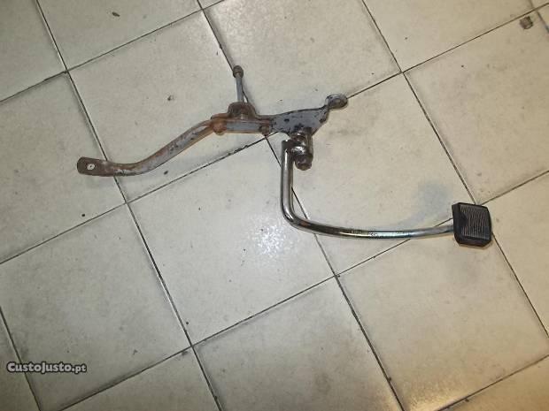 pedal travao e suporte panela de escape famel