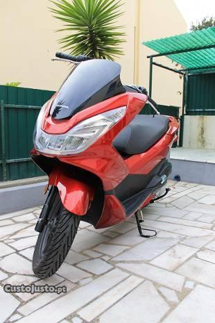 PCX 2016 / 8.000 kms