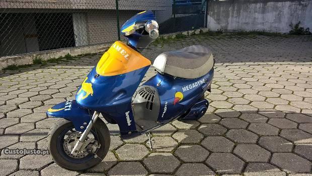 mini scooter gasolina negociável