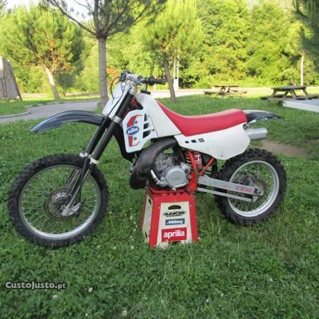 KTM 500 MX dois tempos vintage