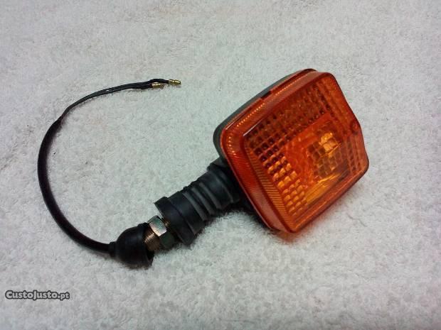 Yamaha SR 125 - pisca traseiro