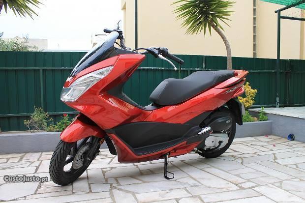 2016 / 8.000 kms / Honda Pcx 125