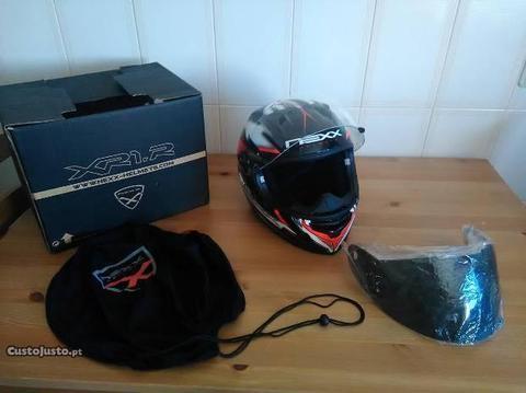 Capacete NEXX XR1 em Bom Estado de Conservação (M)