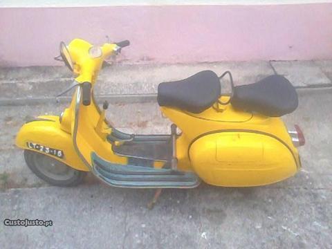 Vespa 150 GL de 1964
