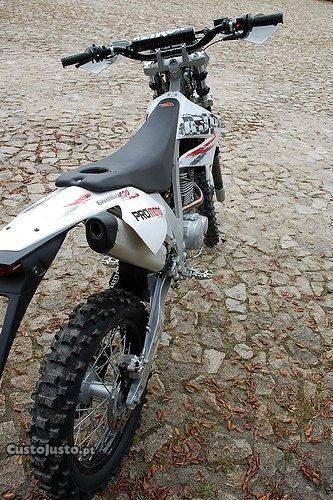 AJP PR4 200cc Enduro