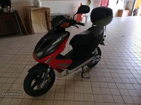 yamaha aerox 50!