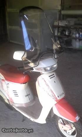 scooter empecavel para restauro
