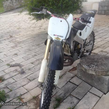 Cr250