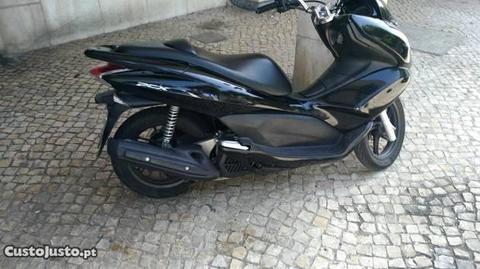 Honda pcx ano 2013