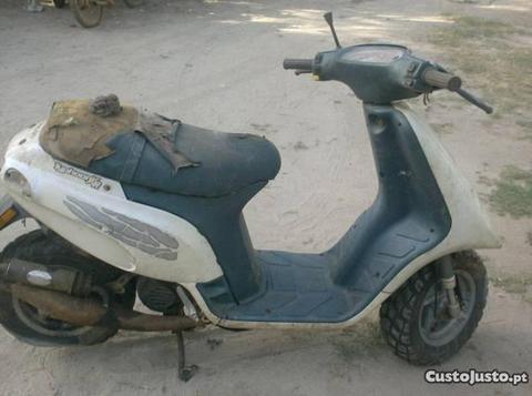 scooter piaggio typhoon xr