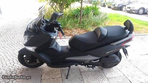 Sym GTS 125 i 2012 bom estado