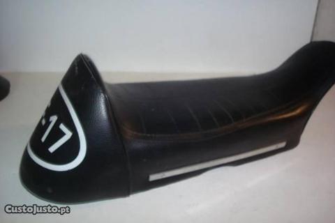 Famel XF 17 1º Modelo - Banco