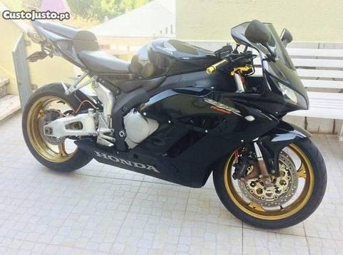 Honda CBR 1000 RR