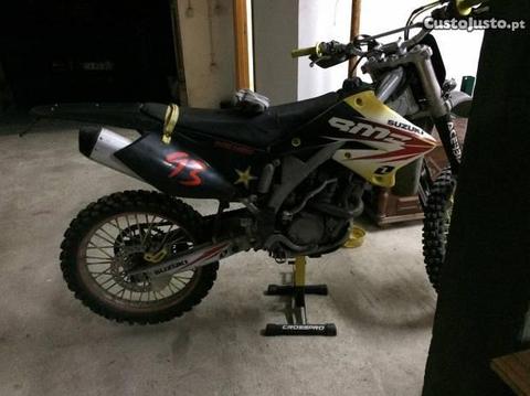 suzuki rmz 250