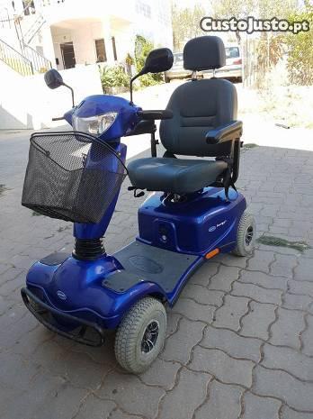 Scooter mobilidade reduzida