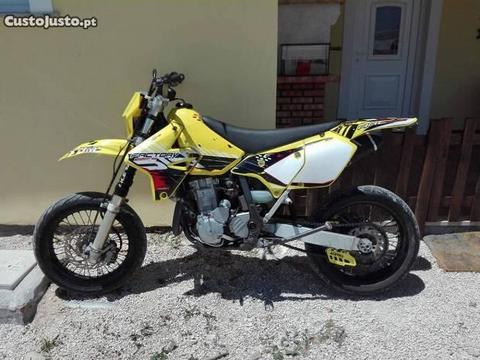 suzuki drz400