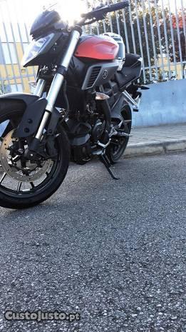 Yamaha mt 125