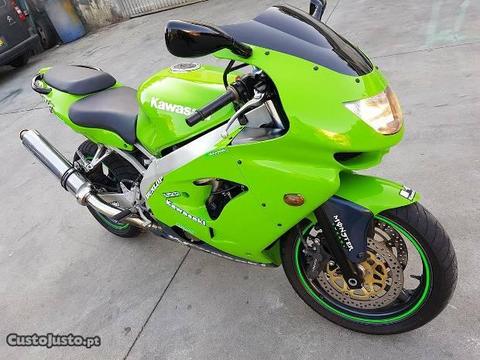 Kawasaki Ninja 900 de 99