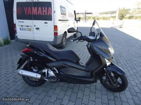 Yamaha X Max 250