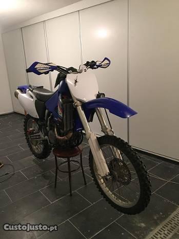 YZ 450F como nova Matriculada