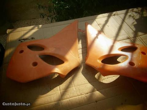 tampas laterais deposito ktm lc4