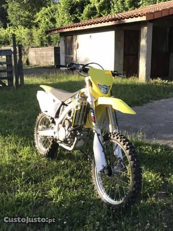Suzuki RMX 450Z
