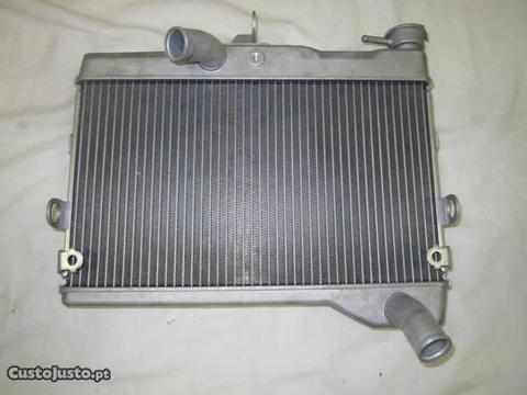 Radiador Yamaha MT 07/ XSR700