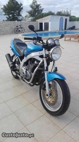 Suzuki GS500