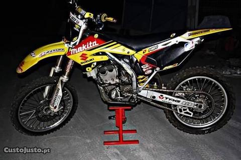 Suzuki RMZ 250