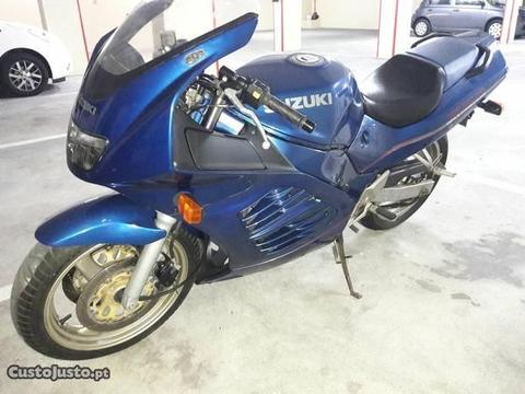 Suzuki RF600R com 5900 klms