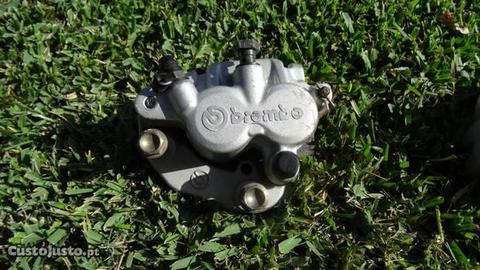 Kit de travagem Brembo Husqvarna 250 TE TC 2006