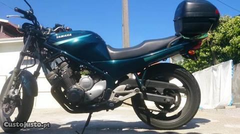 moto Yamaha xj 600