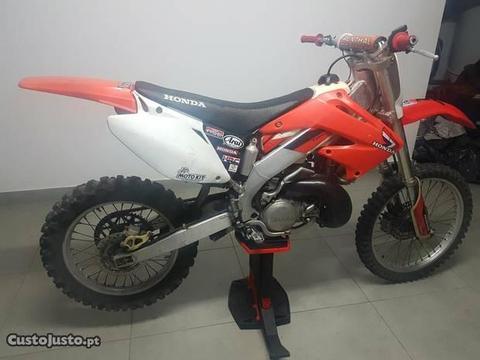 Honda cr250